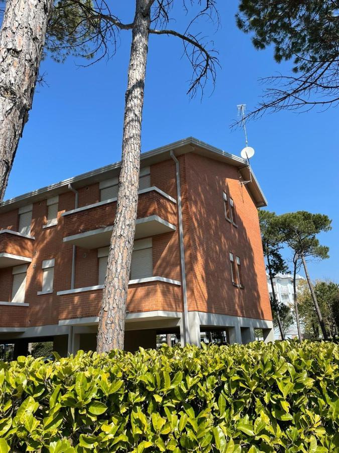 Condominio Splendid Bibione Buitenkant foto